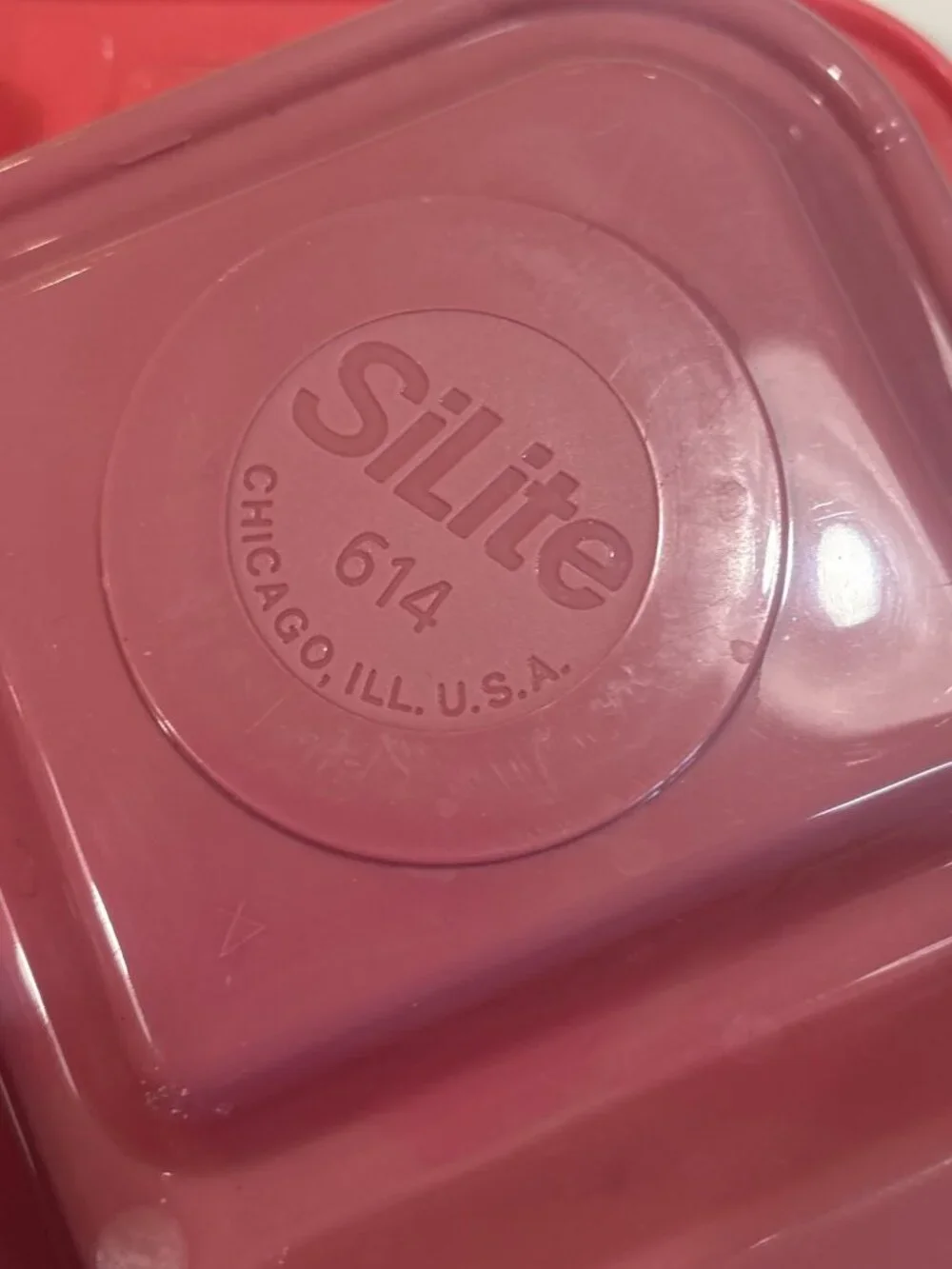 SiLite Chicago Arrowhead Tucker MELAMINE Divided Lunch Trays School Cafeteria